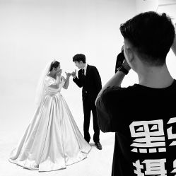 -黑马婚纱摄影