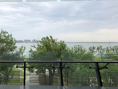 -上海滴水湖皇冠假日酒店