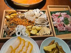 -花菇朵·云山雀 ll 野生菌火锅·精品云南菜(万柳店)