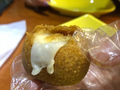 -BHC炸鸡(明洞总店)