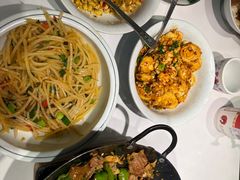-费大厨辣椒炒肉(高铁吾悦广场店)