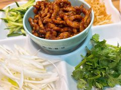 -合合春饼·酱骨·东北菜(潘家园店)