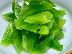 葱油莴笋-屋里厢上海菜馆