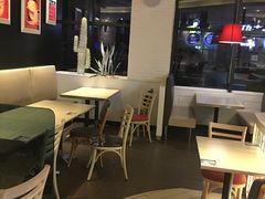 大堂-必胜客(武汉欢乐谷店)