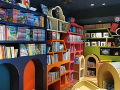 -钟书阁(珍园店)