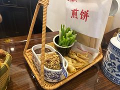 -鲁菜根·泰山菜(泰山店)