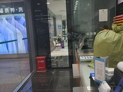 -福奈特洗衣·洗鞋·奢侈品护理(百联中环店)