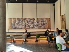 -星巴克臻选(湖滨道店)
