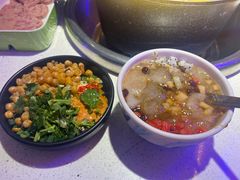 -钢管厂五区小郡肝串串香(滨江店)