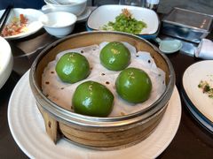 咸蛋黄肉松麦青团-环球港凯悦 · 享悦中餐厅