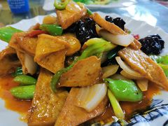 家常豆腐-清真·伊清阁餐厅