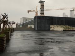-上海当代艺术博物馆-地面停车场