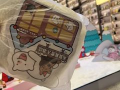 -上海虹桥中心爱琴海亚朵S酒店