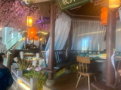 -荷塘秋月·本帮江浙菜(国权路店)