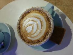 海盐榛果拿铁-MIKAKU(万达广场上海宝山店)