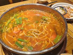 -快活林酸汤鱼鲜品火锅店(甲秀楼店)