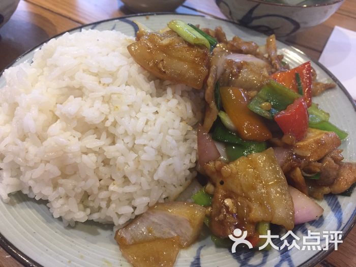 小炒肉蓋澆飯