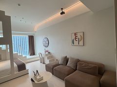 -芷迹江景酒店(五一广场汇景城店)