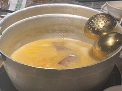 -禄婶鸡煲·打边炉