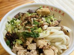 -文山荷鲜居(翠湖店)