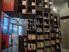 -当当梅溪书院(步步高梅溪新天地店)