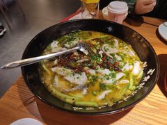 招牌酸菜鱼-川菜故事(光谷步行街店)