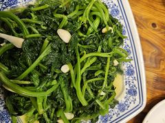 -乡土特色.冷锅鱼.牦牛肉汤锅