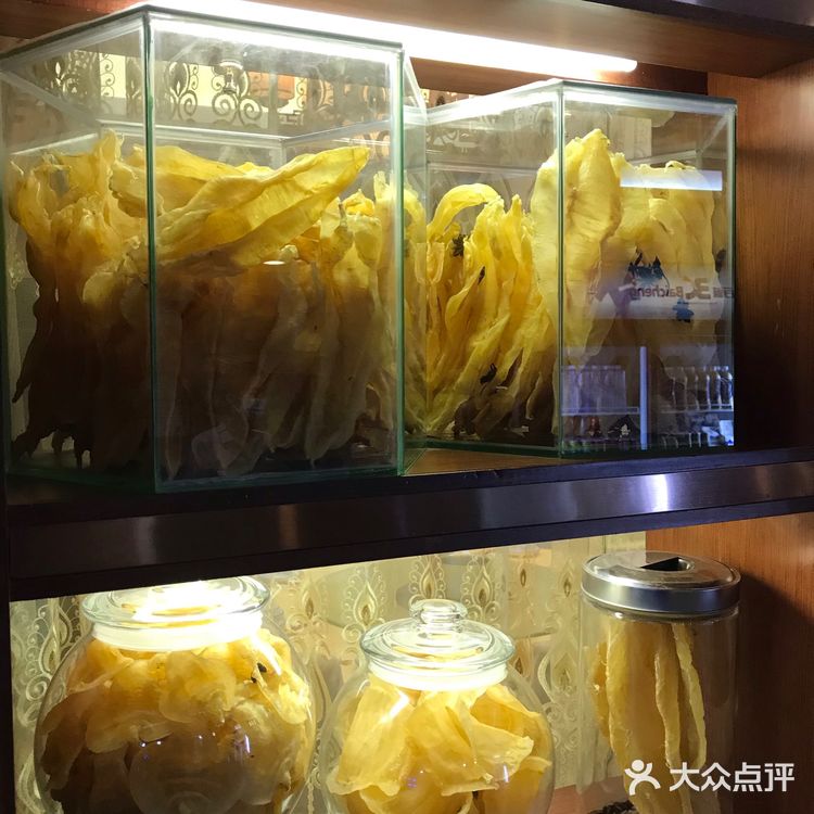 这就是远近闻名的“聚香园