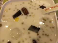 -海口骑楼小吃街