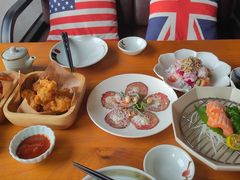 -8PINTS八品脱·日料·烧鸟·精酿小酒馆(莘庄店)
