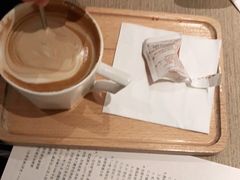 -物质生活书·酒吧