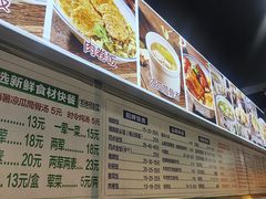 -明姨仔潮汕美食·碳炉猪脚·汕尾牛腩饭·起片鸡煲(起义路店)
