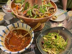 小锅米线-浩海火燒雲傣家菜(静安芮欧店)
