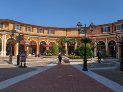 -佛罗伦萨小镇广佛名品奥特莱斯(疏港路店)