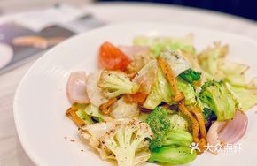 Black Truffle Coconut Oil Stir-Fried Mixed Vegetables