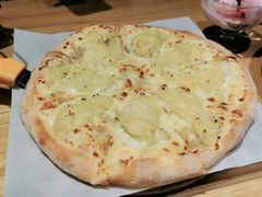 金枕榴莲比萨-菲滋意式餐厅(金华银泰城店)