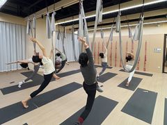 -乐刻瑜伽·普拉提·小瑜荚YogaPod(滨江银泰店)