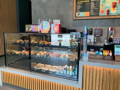 面包甜点陈列柜-星巴克(徐州云龙万达广场店)