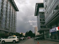 -雍和大厦-停车场
