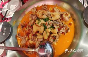 Changsha Chopped Chili Pork Intestines and Bullfrog
