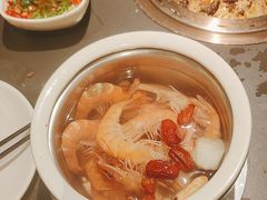 -钱小奴海鲜自助黑金店(杭州滨江龙湖店)