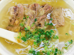 砂锅清汤牛腩面-源记茶餐厅(凤凰店)