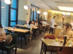 -豪客来牛排(重庆三峡广场步行街1704店)