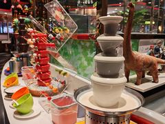 -四海一家自助餐(益田假日广场店)