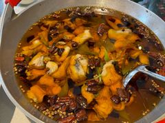 水煮黑尾鮰鱼-辣婆婆(航天桥店)