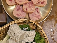 -旧街市鲜货老火锅(大光路店)