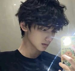 -丝语萱形象