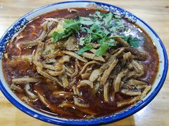 -孙浩特色牛杂面板面(华捷道店)