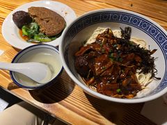 -沪西老弄堂面馆(定西路店)