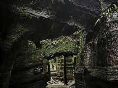 -梭布垭石林景区